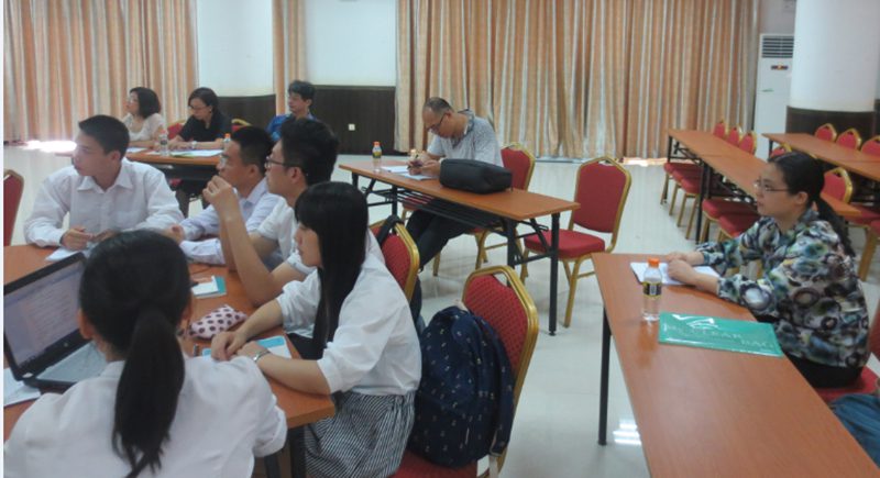 华南理工大学英国365上市集团、三亚学院英国365上市集团老师参与诊所课程 华南理工大学英国365上市集团、三亚学院英国365上市集团老师参与诊所课程